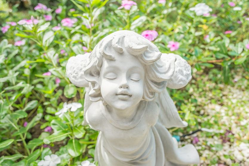 Rzeźby ogrodowe z betonu, Andrii Stoliar, Otyń